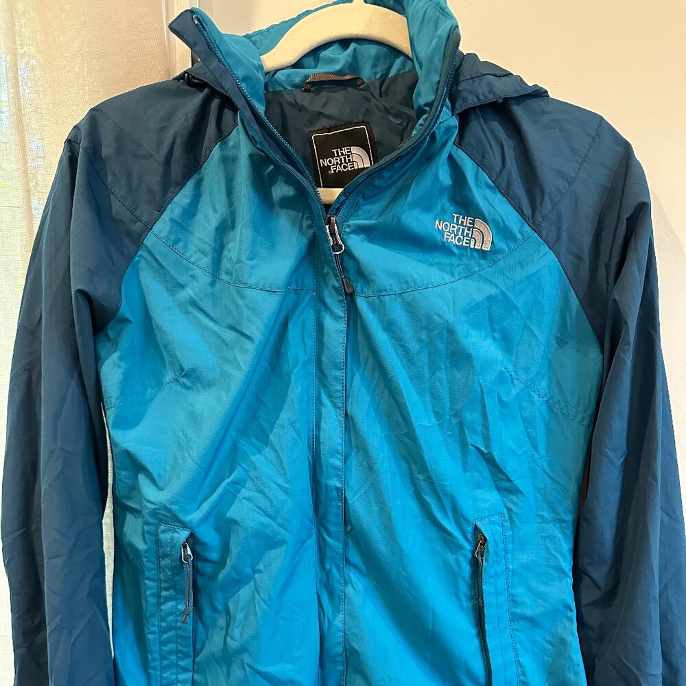 North Face Turquoise Women's Windbreaker w/ or w/o Hood Size XS